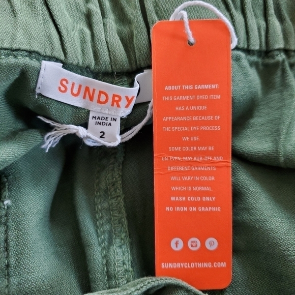 Sundry Stars Print Drawstring Pants NWT Size 1 & 2 - Picture 10 of 12